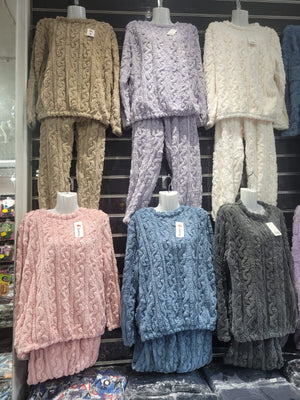 PIJAMA POLAR TRENZADA- NAGADA