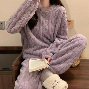 PIJAMA POLAR TRENZADA- NAGADA
